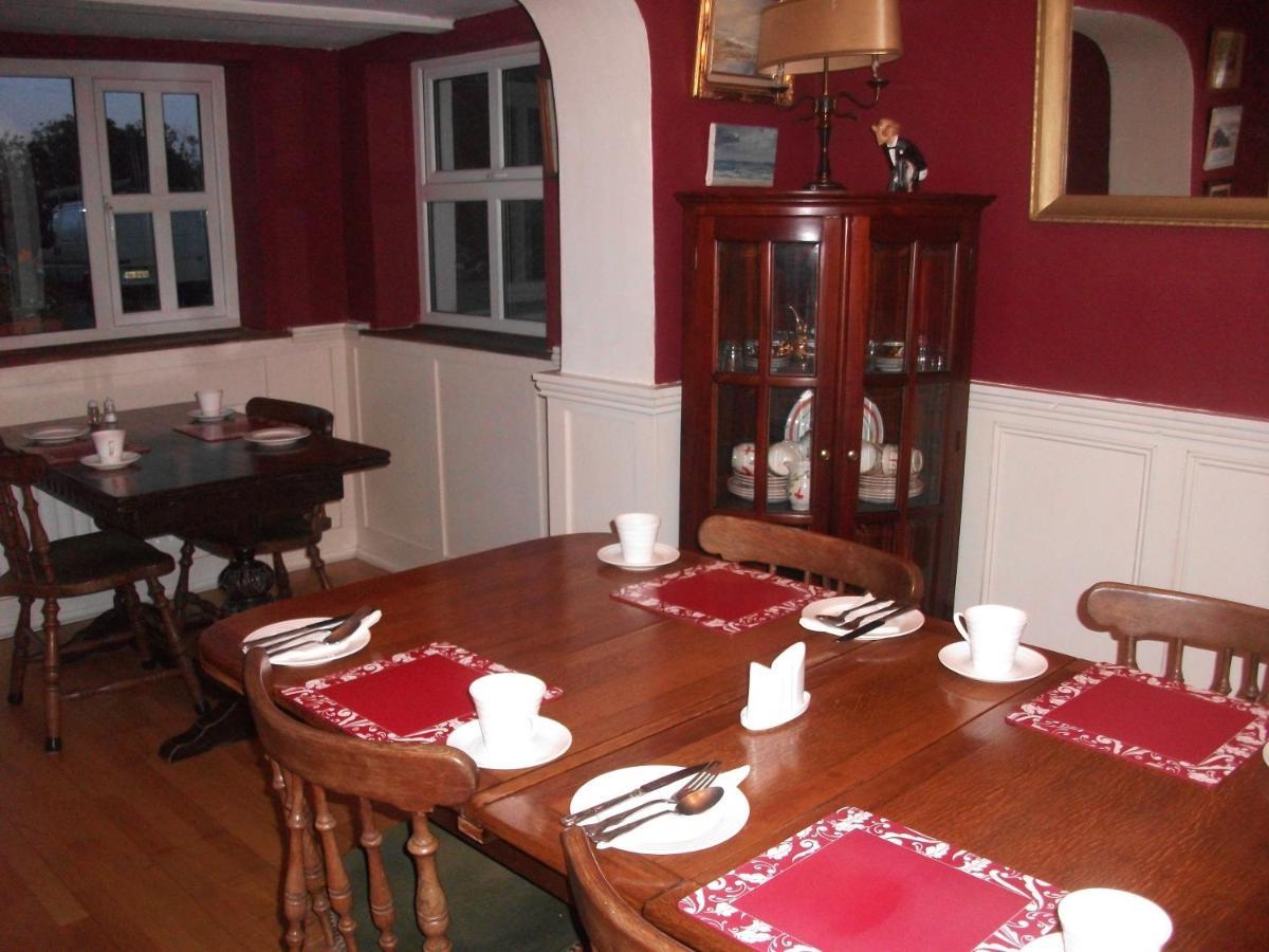 Fuchsia House Bed And Breakfast Connemara Renvyle Eksteriør bilde
